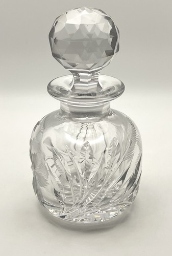 Floral leaf motif brilliant - leaf,