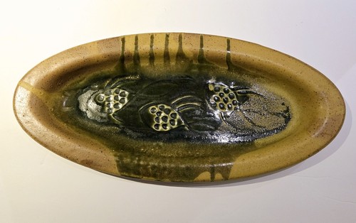 Studio pottery fish motif - studio,
