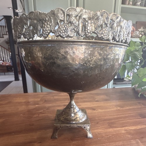 Vintage brass grapevine - vintage, motif
